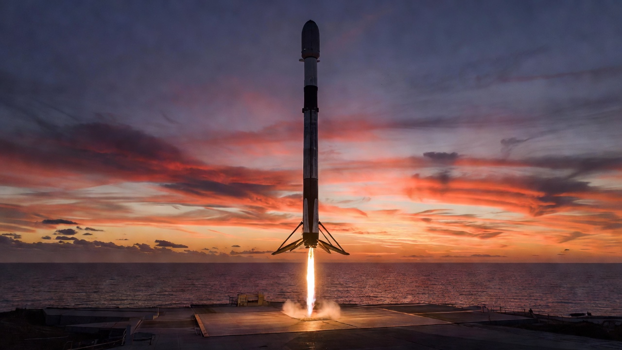 SpaceX Falcon 9 Landing Team Wins First Neil Armstrong Space Prize